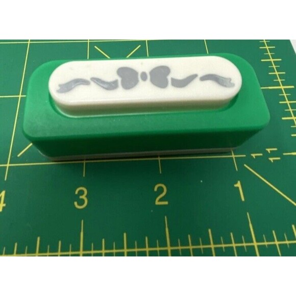 Paper Craft Punch Border Marvy Uchida McGill 2" Vtg Scrapbook Bow Card Making - Picture 5 of 5